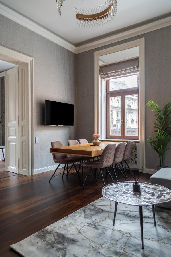 Luxury Apartment With Balcony Next To The New York Cafe Budapeszt Zewnętrze zdjęcie