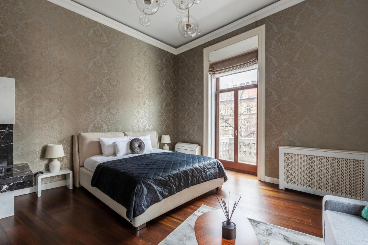 Luxury Apartment With Balcony Next To The New York Cafe Budapeszt Zewnętrze zdjęcie