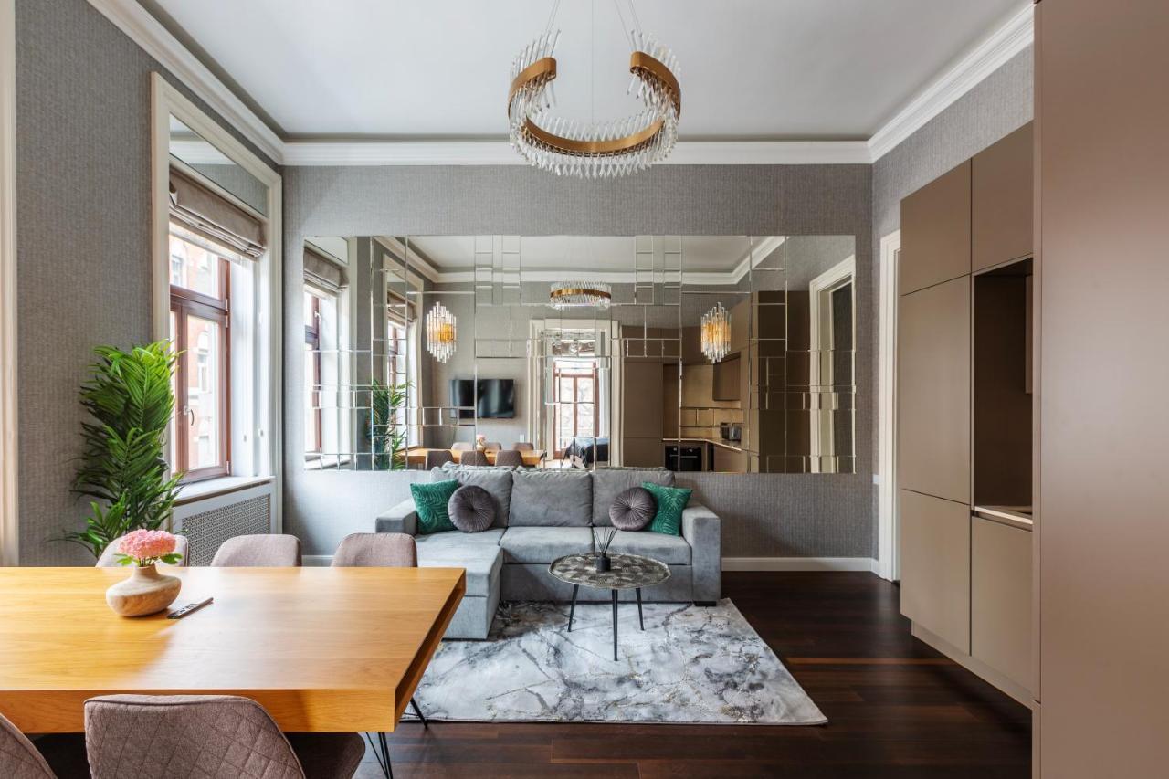 Luxury Apartment With Balcony Next To The New York Cafe Budapeszt Zewnętrze zdjęcie